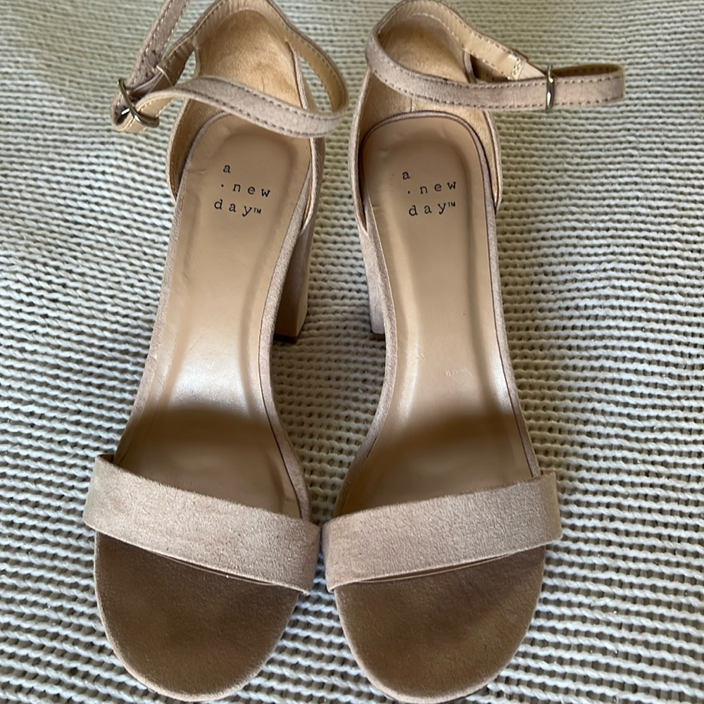 A New Day Tan Heels with Block Design